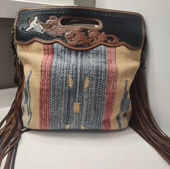 GUC Myra Bag Blue Stream Hand Tooled Fringe Crossbody Hand Carry Bag, Gorgeous - Picture 10 of 16